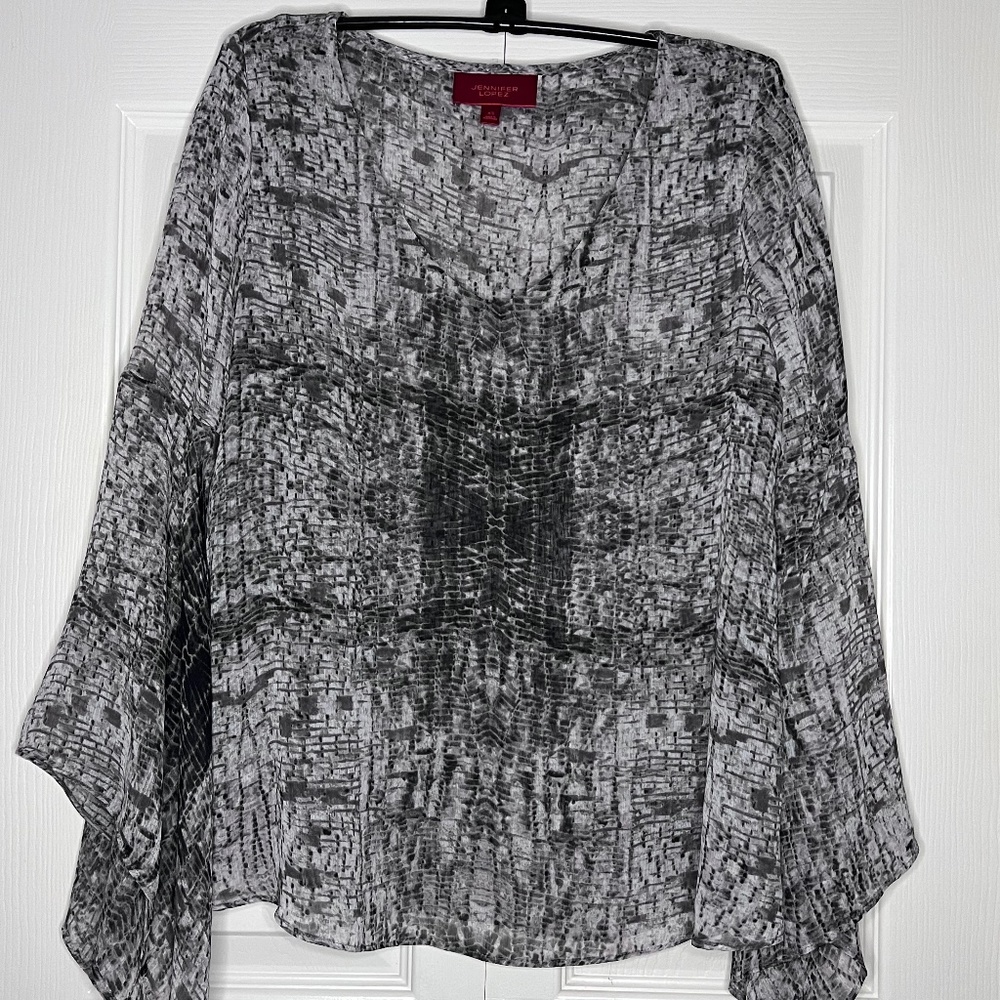 Jennifer Lopez  Flutter Sleeve V- Neck Sheer Top Size XS